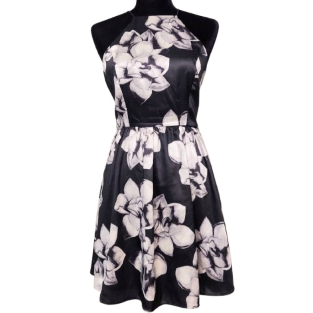 Tobi Halter-style Black with White Floral Pattern Open-back Mini Dress Size M
